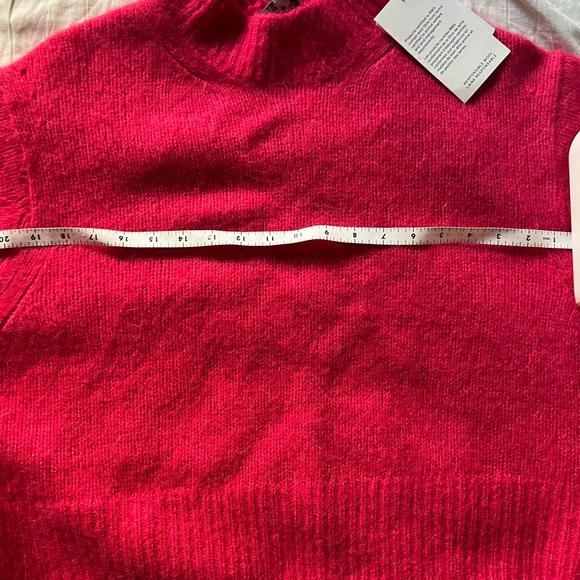 Cos Sweater - Picture 5 of 6